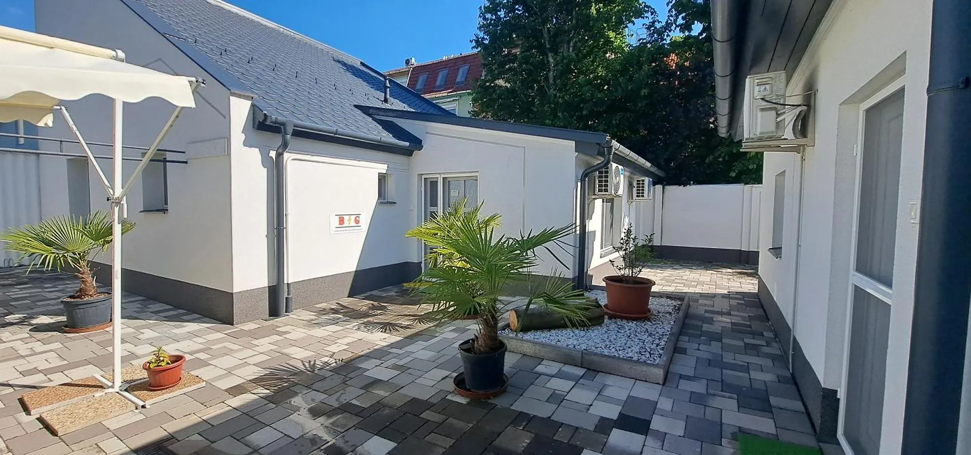 Pompar Magnolia Apartmanok Σέγκεντ Διαμέρισμα